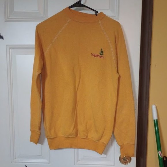 Vintage Yellow Pullover Mayflower Crew Neck Size Large - Picture 1 of 7